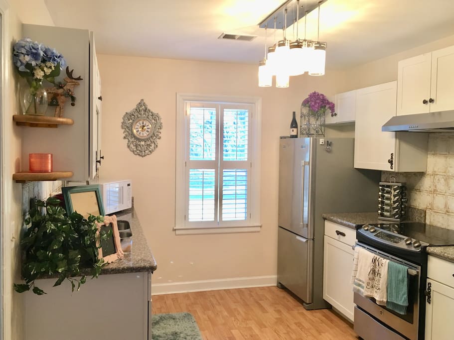 Walk to the local farmers market and prepare your meal in this well appointed kitchen!