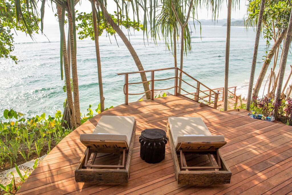 Plenty of outdoor privacy