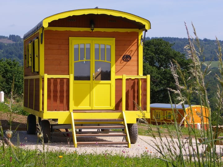 Roulotte B&b Aux Roulottes Des Korrigans - Huelgoat