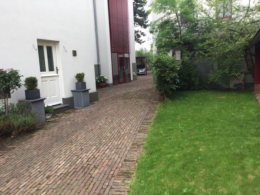 Küchenausgang und Garten