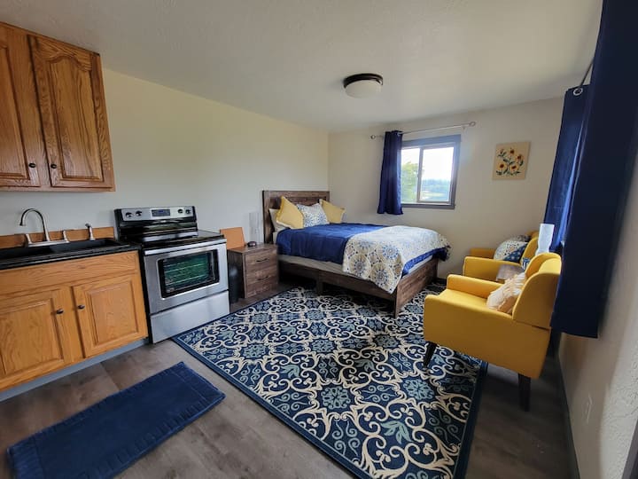 Beaver Renting Lake Pleasant Haven - Tiny houses for Rent in Beaver, Washington ...