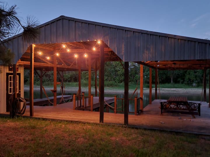 Waterfront home on Lake Limestone Cabins for Rent in Jewett, Texas, United States Airbnb