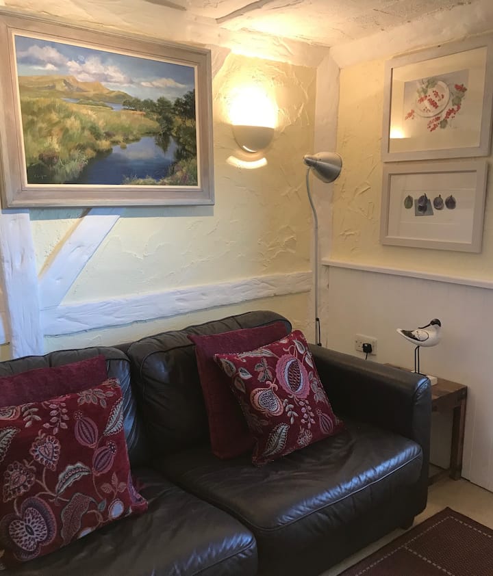 Corner Cottage Salthouse By The Sea, Norfolk Coast - Norfolk