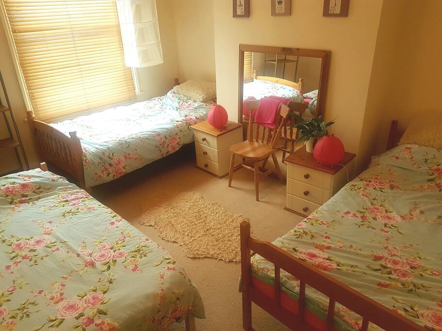 layout for family of 3 of 3 friends- please allow 24 hours notice for 3rd bed.
