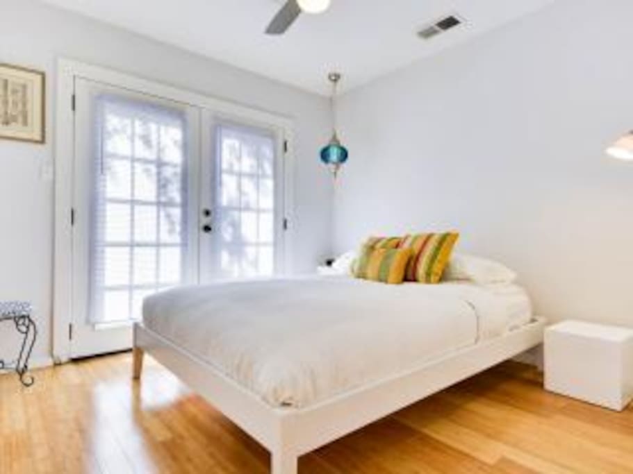 simple modern low sleigh bed