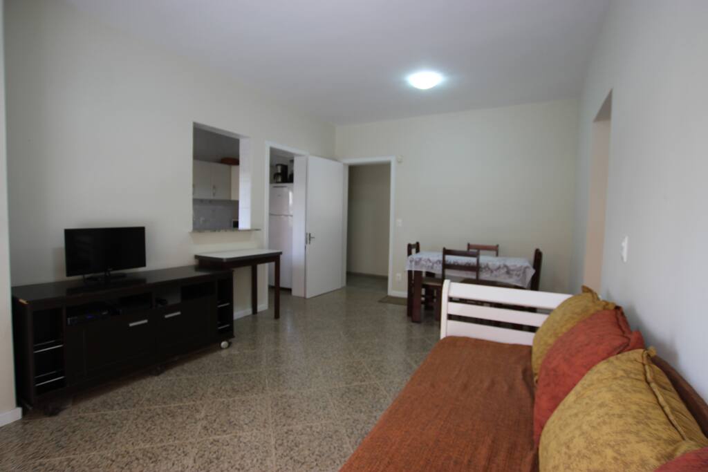 Conforto e praticidade da Sala semi integrada com a cozinha