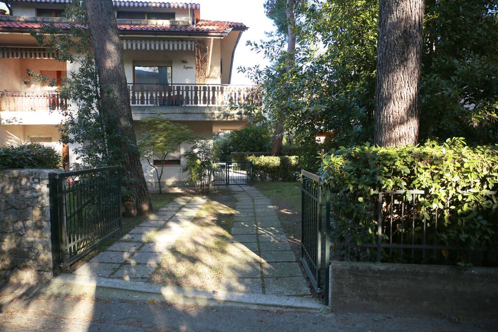 ingresso parcheggio