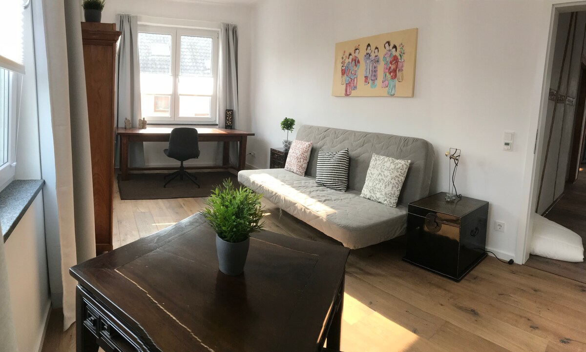 Deuxième chambre/ bureau avec canapé-lit

Deuxième chambre/ bureau avec canapé-lit

