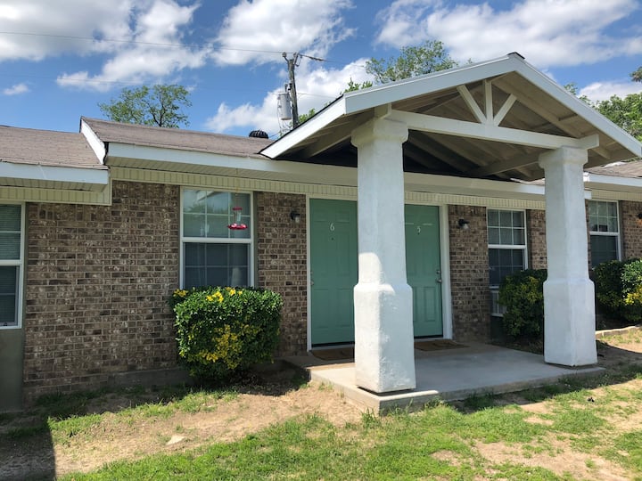 Lake Athens Vacation Rentals & Homes Athens, TX Airbnb