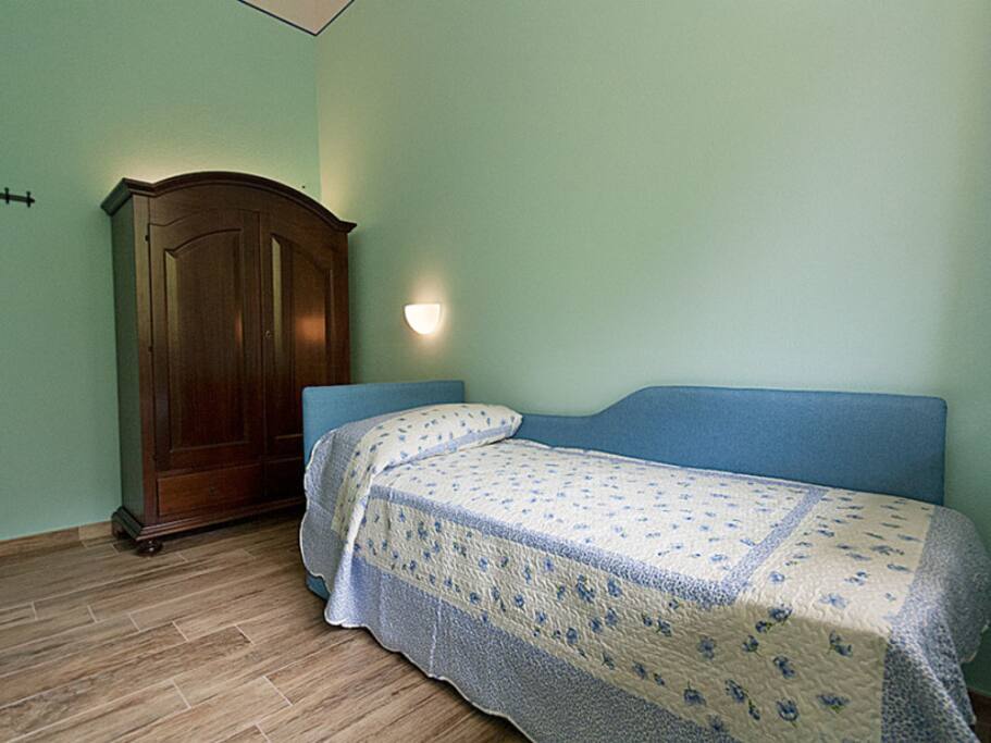 single bed