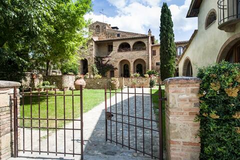 Villa Gelsomino, your dream in Tuscany