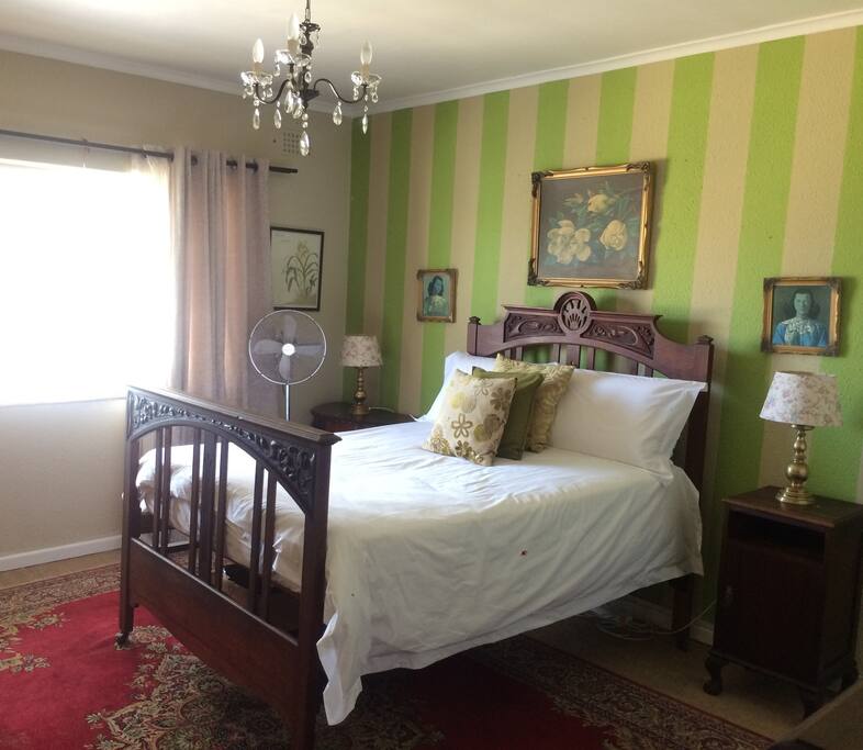 Spacious Main Bedroom
