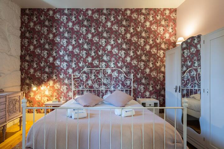 5 Captivating Flats w/ Garden by HostWise gallery image 4