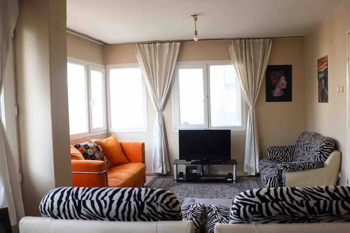 Sweet & Cozy Room in Konak