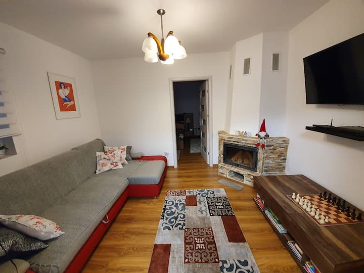Beautiful And Cosy Full House In Downtown Buzau. - Buzău