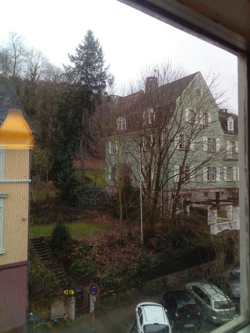Blick auf dem Schloss aus dem Schlafzimmer