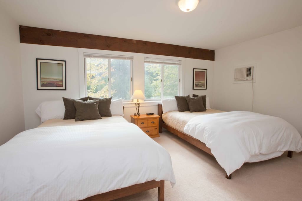 2nd bedroom suite features 2 queen beds
