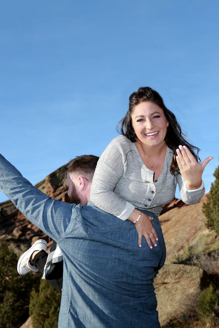Engagement photos Red Rocks