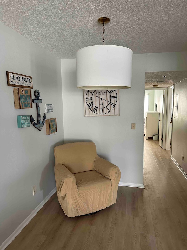 Indian Shores Awesome Coastal Beach Condo! 2br/2ba - Indian Shores