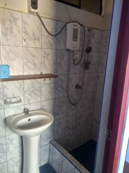 Baño de uno de los dormitorios