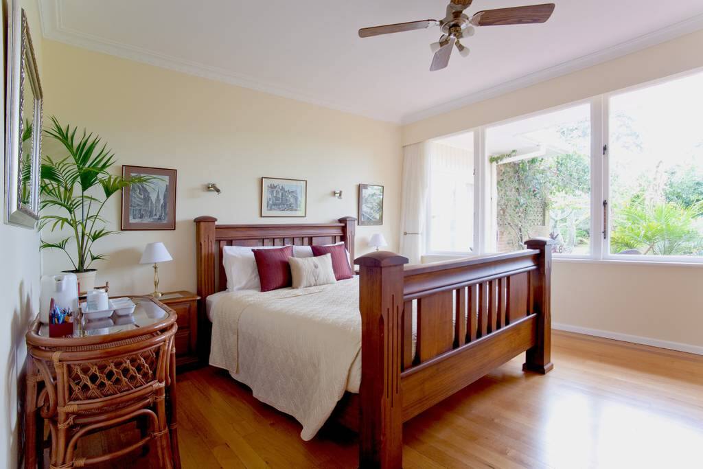 The King Palm Room.