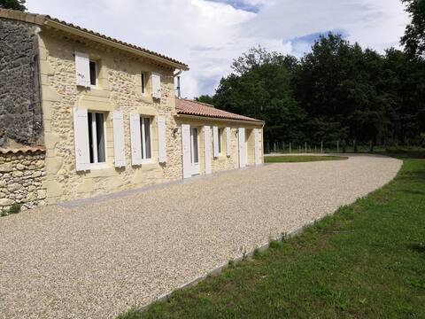 Country home with unlimited private hot tubs