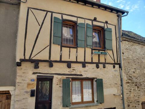 Fully equipped cosy house (for 2 to 8)
