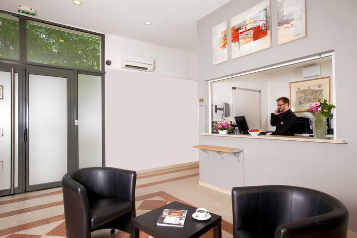 Two-bedroom near Place Bellecour and Old Lyon gallery image 4