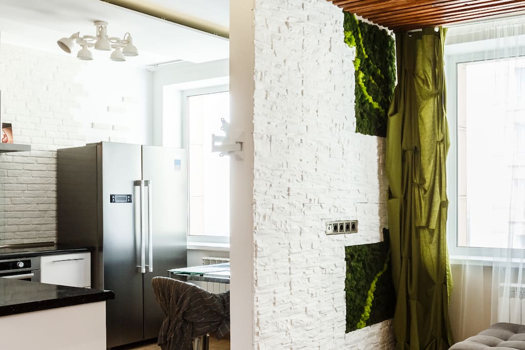Стабилизированный скандинавский мох, декор на стенах/Stabilized Scandinavian moss, decor on the walls