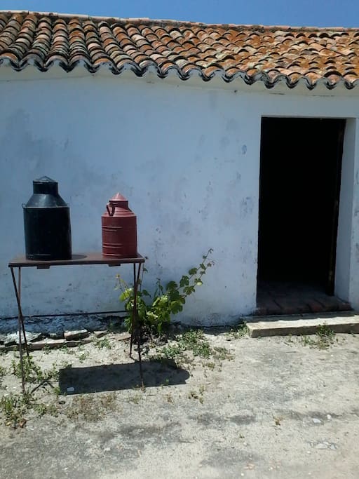 Entrada da 2ºcasa, casa da ponta "Monte dos Cantos"