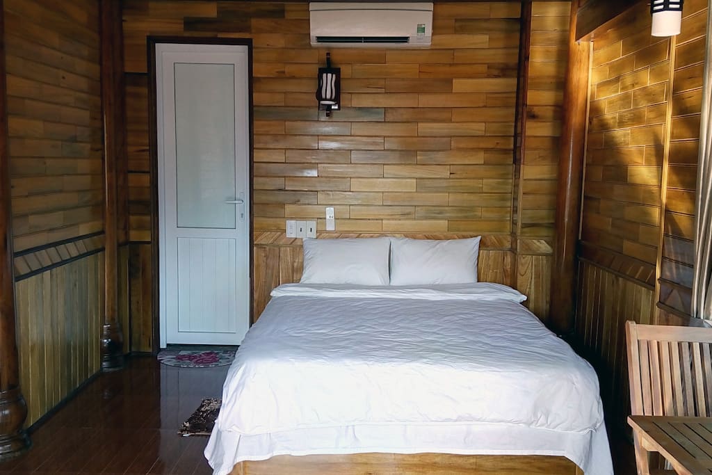 Double room with shared balcony