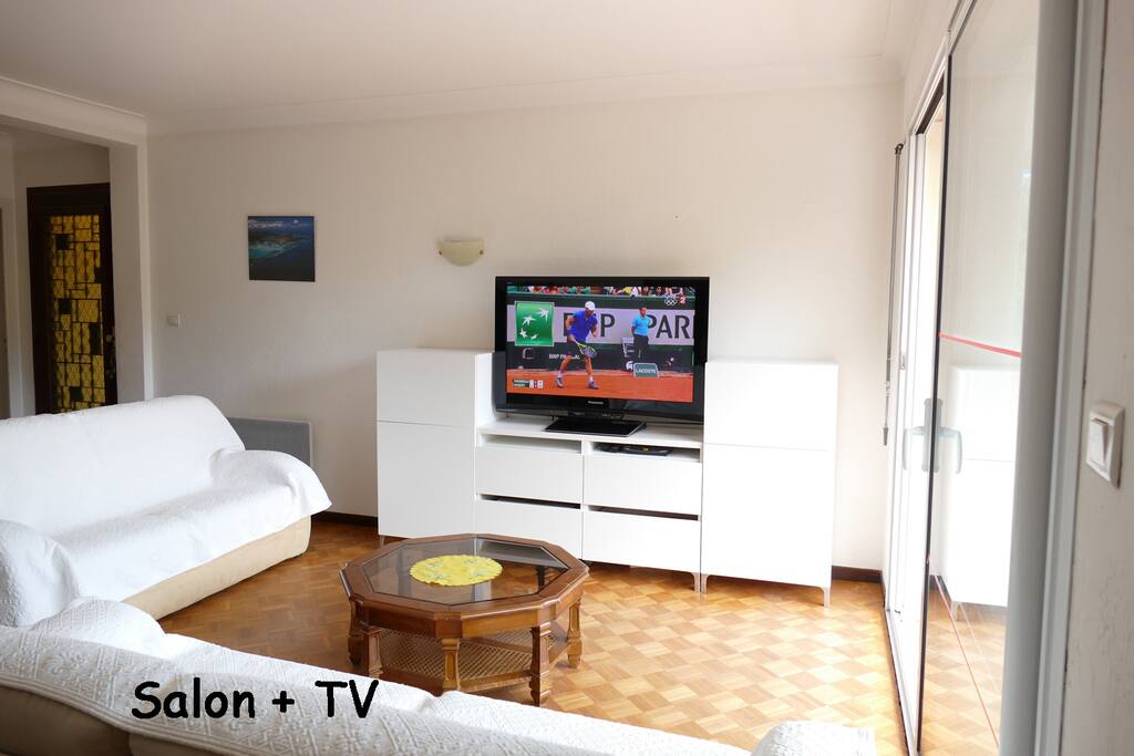 Salon et télé