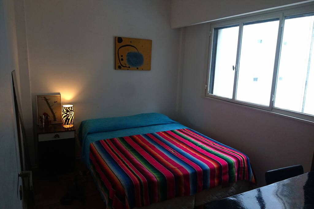 Comfortable and bright room with natural light all day