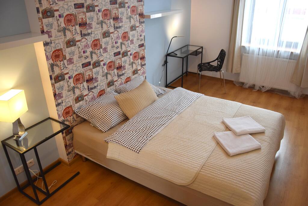 Room 1