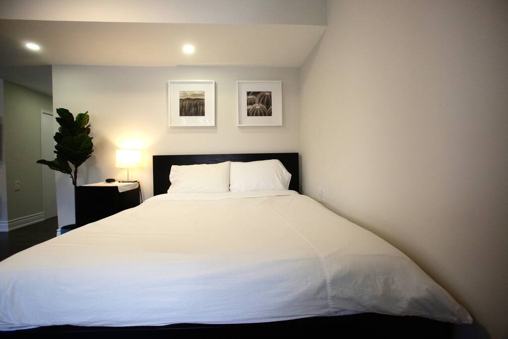 Queen size Bed