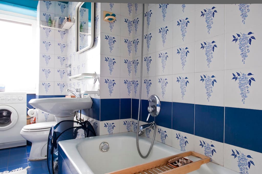 Bathroom/Bagno