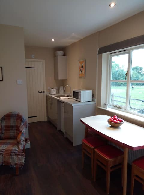 Top performing Airbnb: Keeper's Lodge in South Kesteven