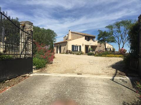 Les Cigales Bed and Breakfast