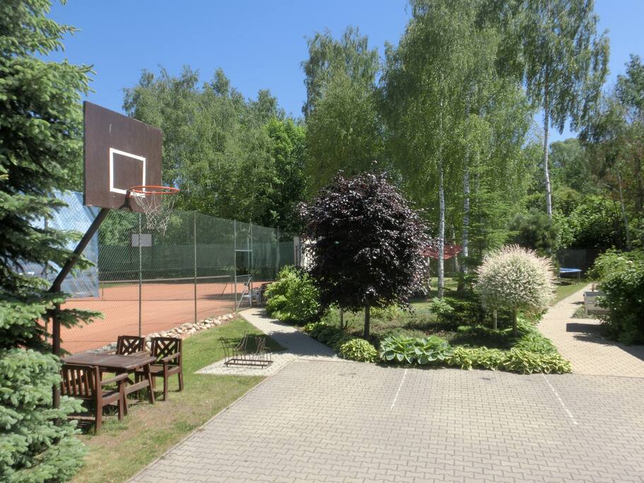 Tenisový kurt
