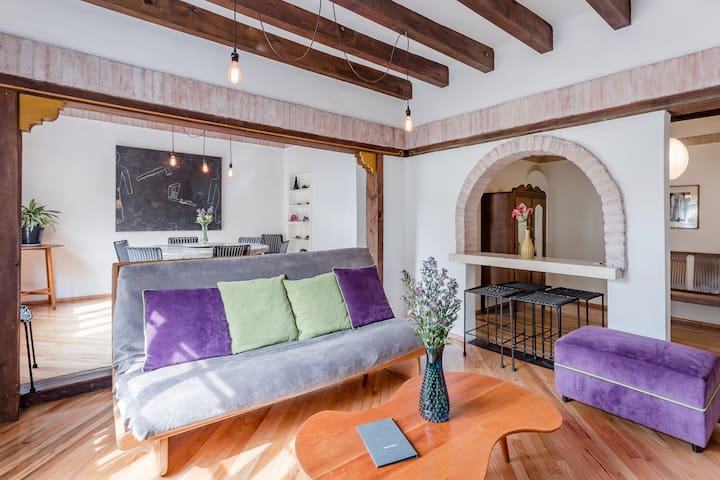 Homey 3 bedroom apartment in Condesa