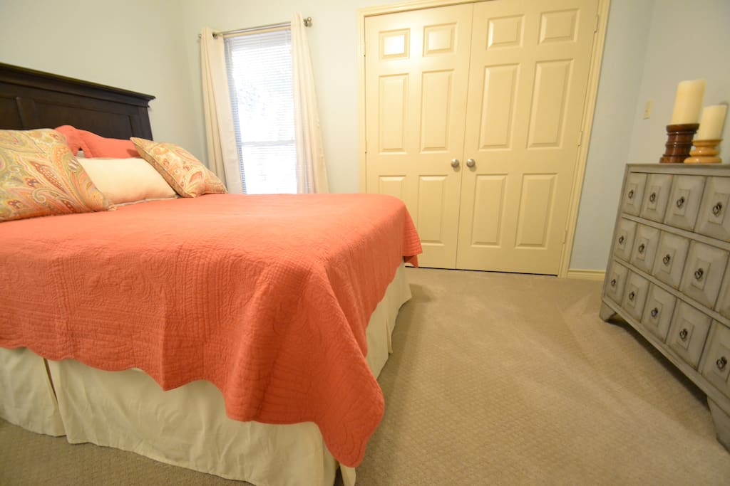 Queen bedroom