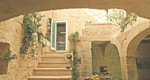 500 year old house Labini str. Mdina, Rabat