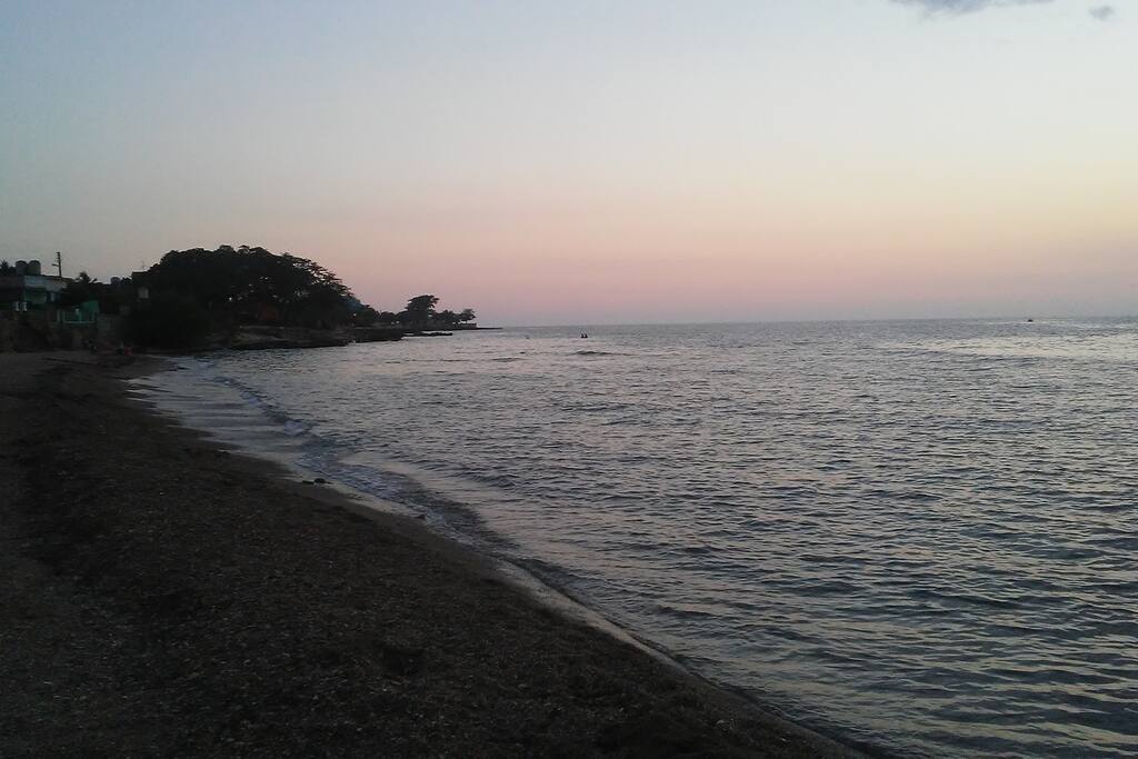 Atardecer en Playa la Boca