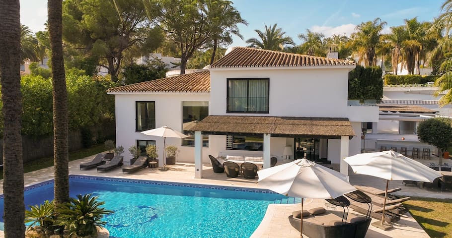 Stayhost managed Airbnb listing 1