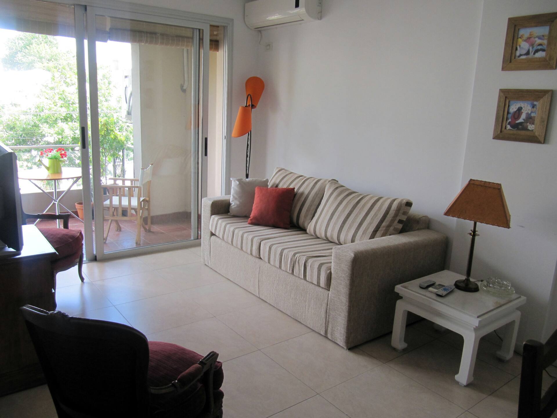 Nice and sunny apart-Saavedra-CABA