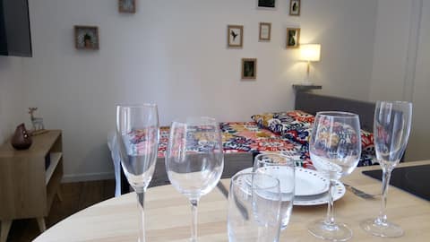 Successful Airbnb property: Le Jules VERNE Studio PHILEAS / Henriville Neighborhood in Amiens