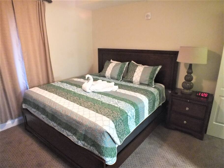 10704masterbed