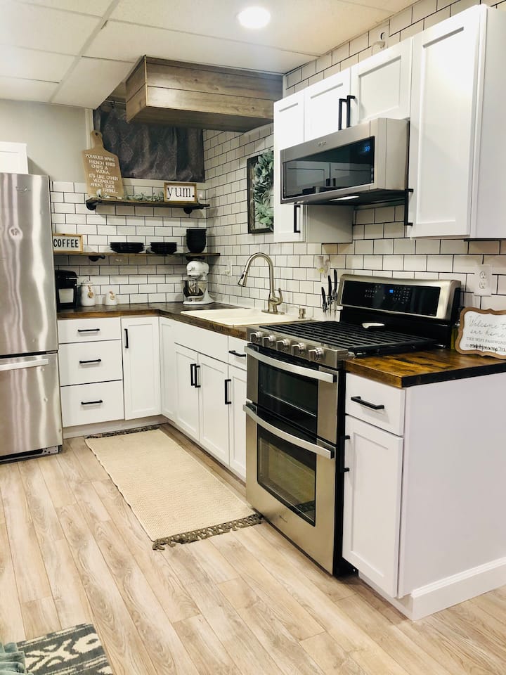 Estherville Holiday Rentals & Homes Iowa, United States Airbnb