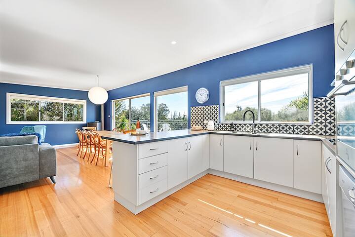 Greens Beach Delight gallery image 2