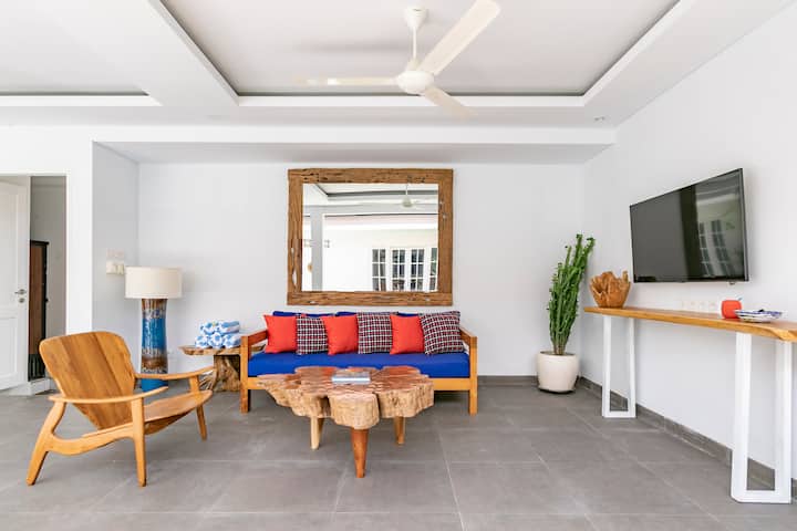 Spacious Villa Seminyak•private Pool•parking - Bali